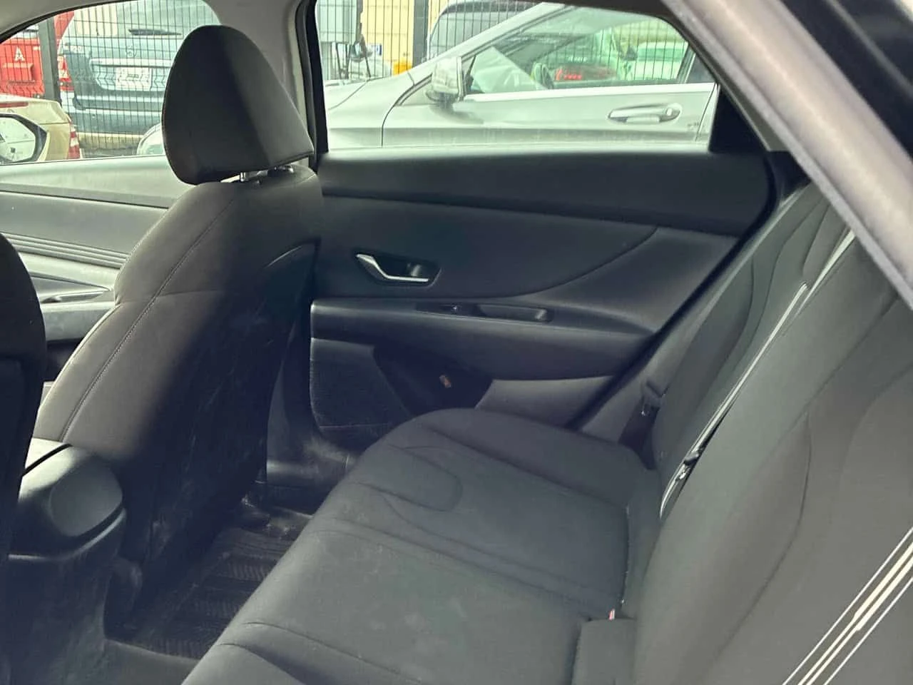 Hyundai Elantra * Preferred * CARFAX * �� ���������������� * ���� | Mobile.bg � ����������� 11