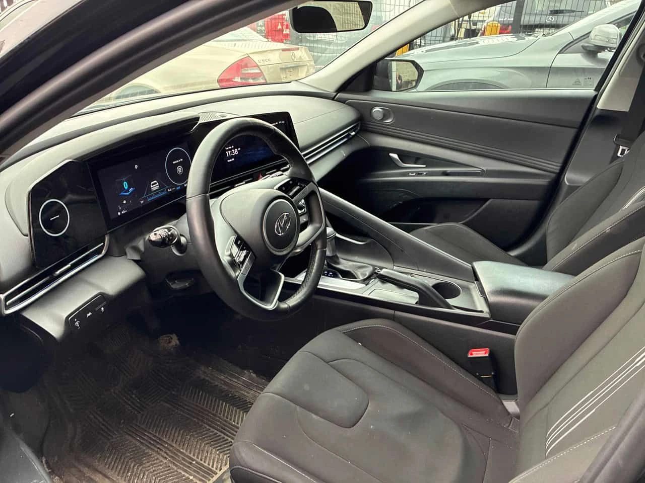 Hyundai Elantra * Preferred * CARFAX * �� ���������������� * ���� | Mobile.bg � ����������� 5