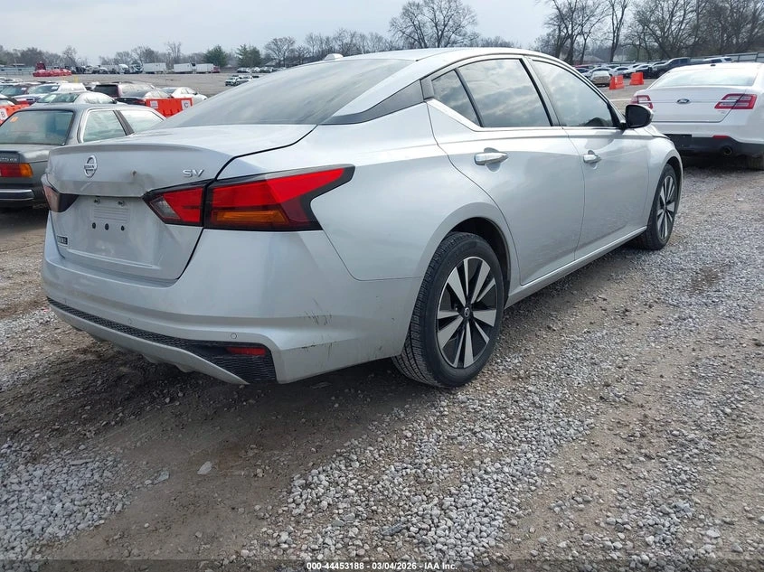 Nissan Altima 2.5L I-4 DI, DOHC, VVT, 188HP Front Wheel Drive | Mobile.bg � ����������� 4