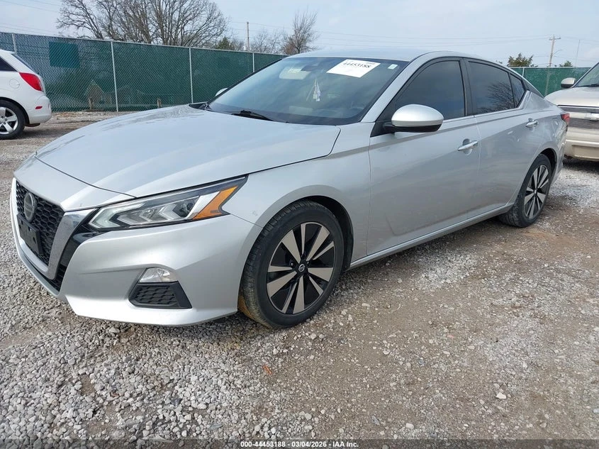 Nissan Altima 2.5L I-4 DI, DOHC, VVT, 188HP Front Wheel Drive | Mobile.bg � ����������� 2