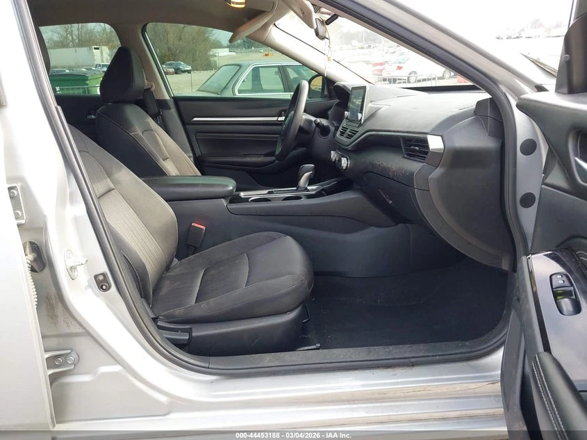 Nissan Altima 2.5L I-4 DI, DOHC, VVT, 188HP Front Wheel Drive | Mobile.bg � ����������� 5