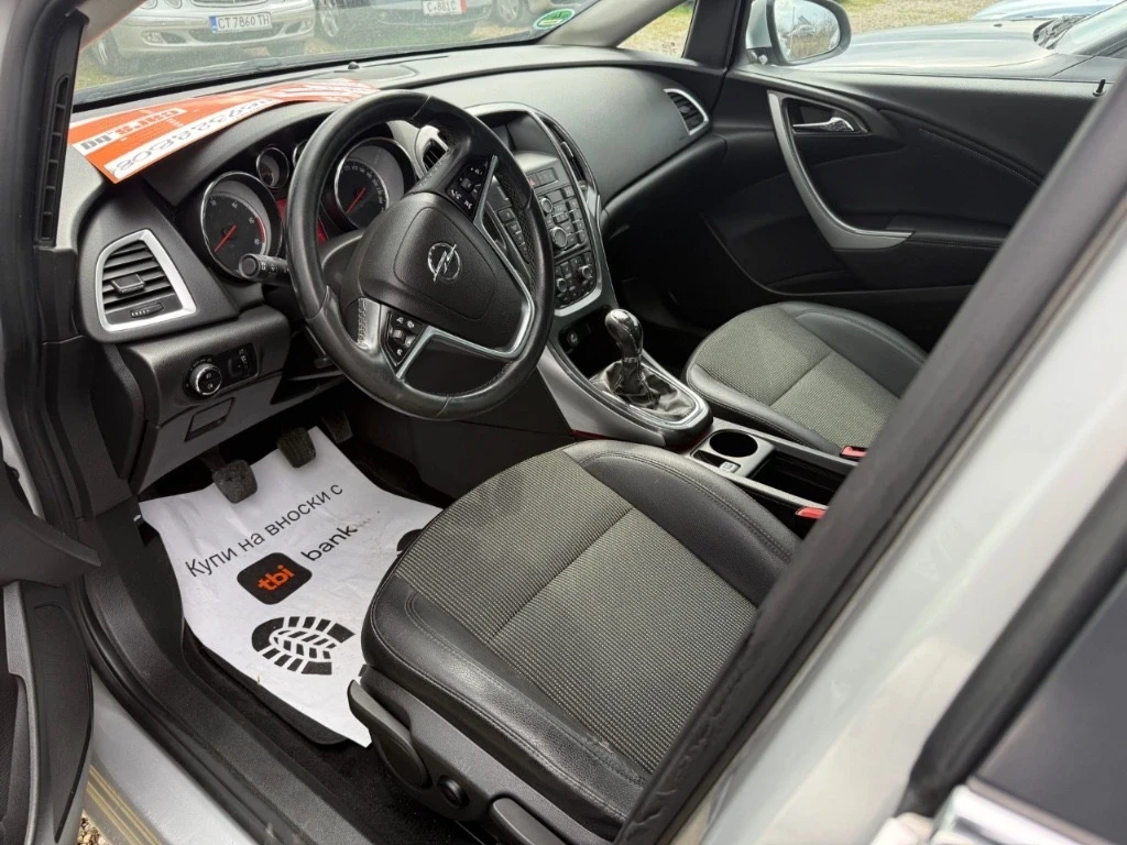 Opel Astra, снимка 9 - Автомобили и джипове - 54178752