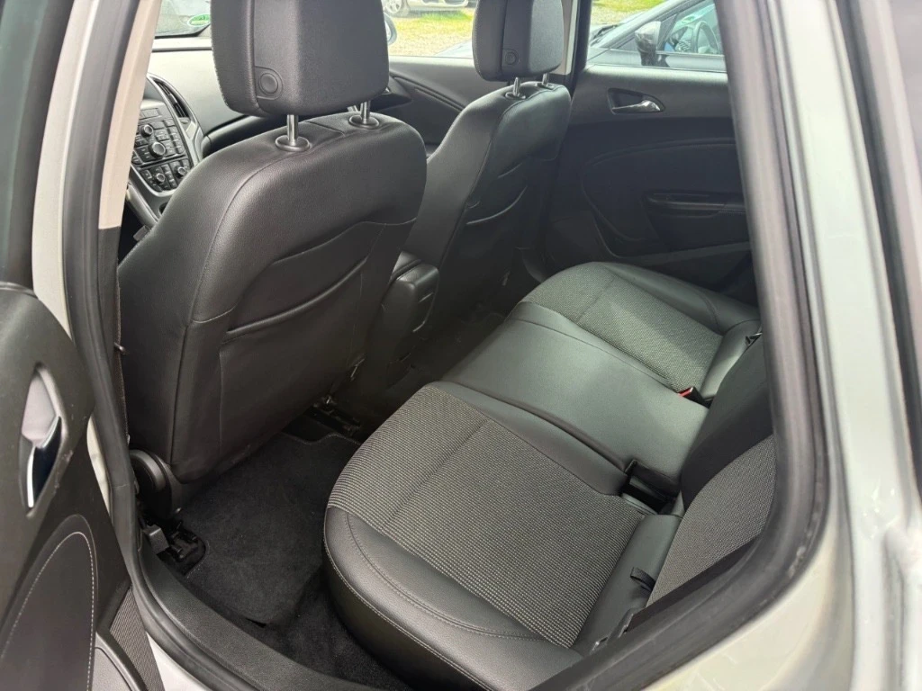 Opel Astra, снимка 10 - Автомобили и джипове - 54178752