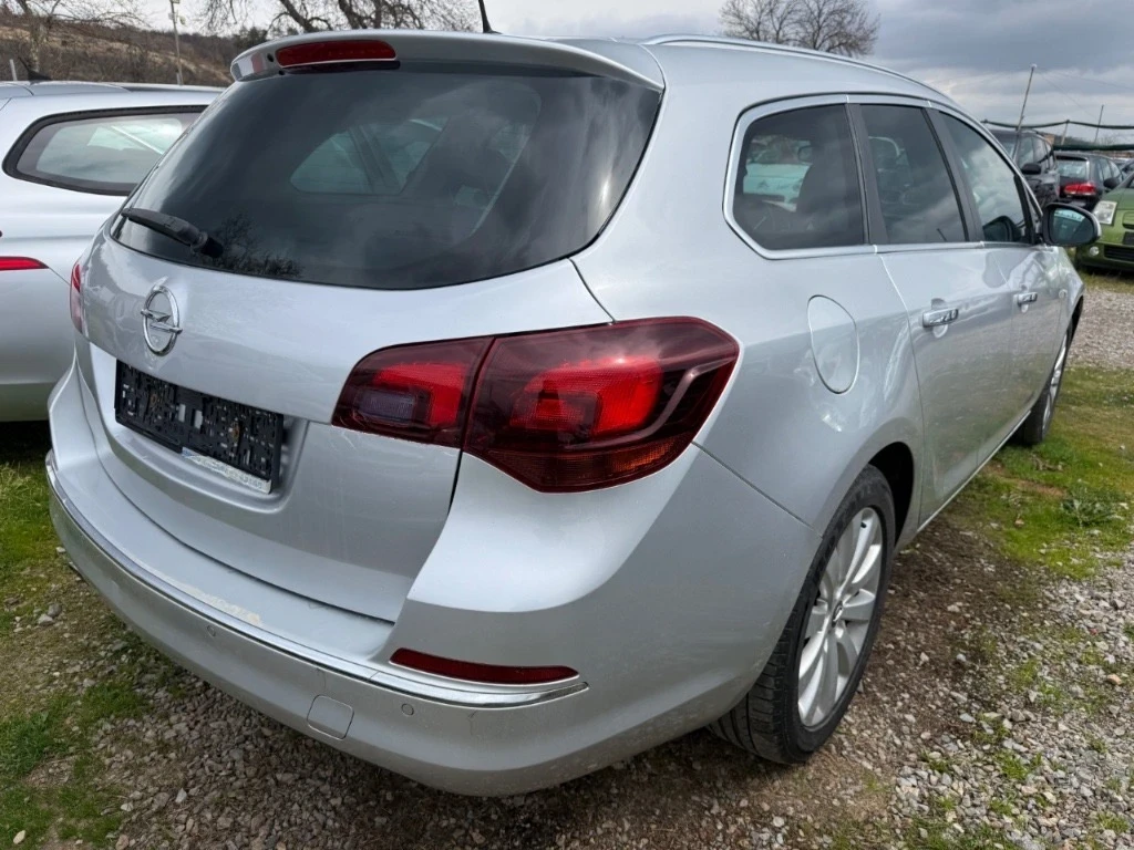 Opel Astra, снимка 4 - Автомобили и джипове - 54178752