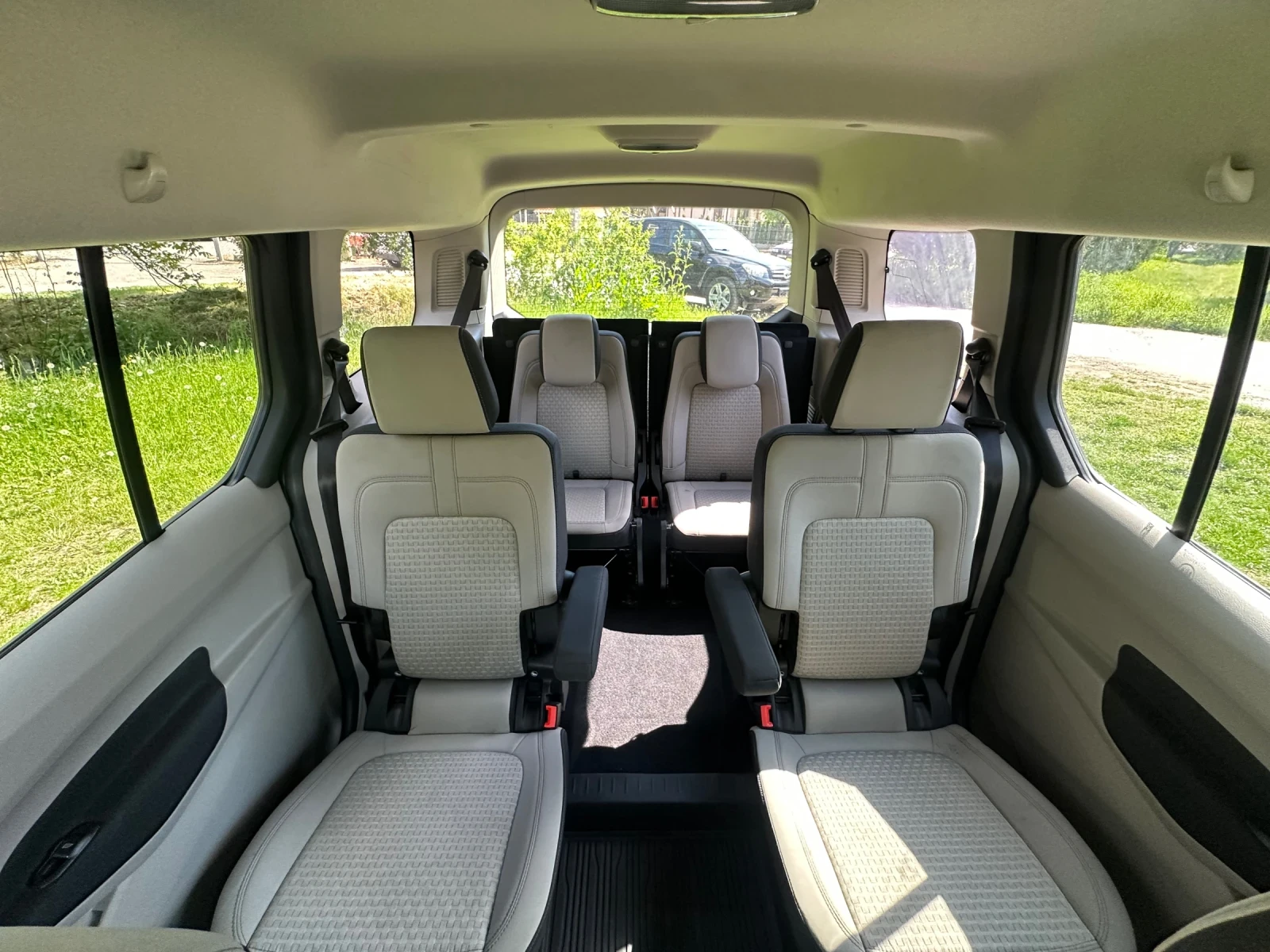 Ford Connect Transit XLT LWB 2.0 USA, снимка 9 - Автомобили и джипове - 54477536