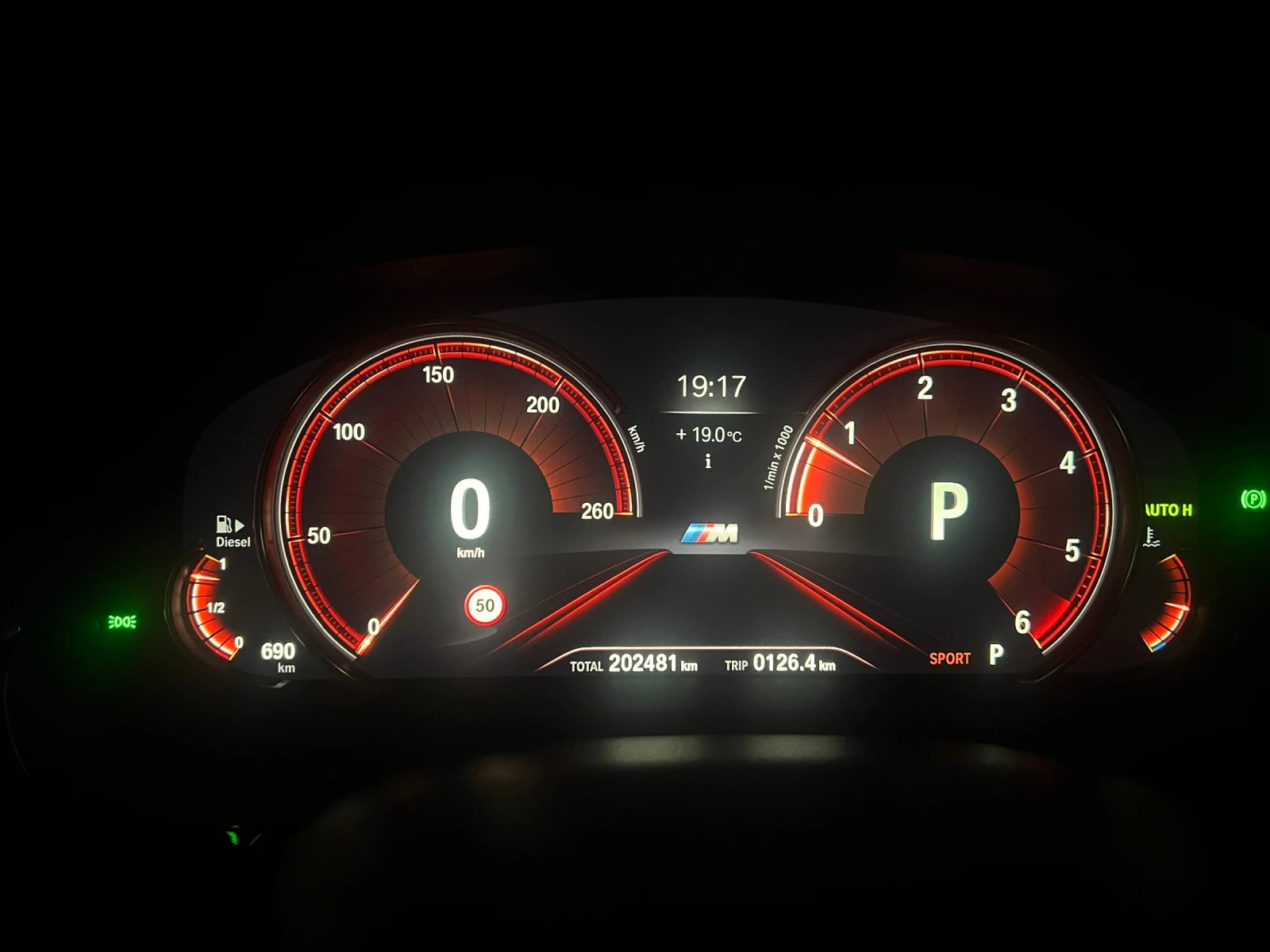 BMW 6 GT xDrive M Sport | 265 к.с. | Luxury Line | Сервизна, снимка 11 - Автомобили и джипове - 54711899