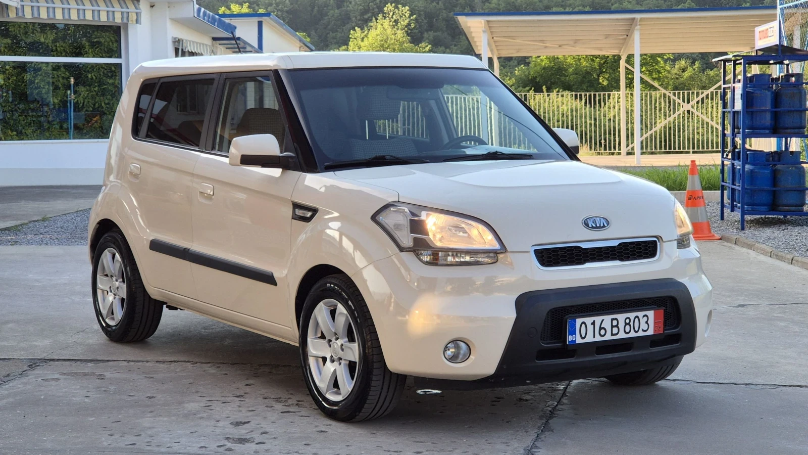 Kia Soul 1.6i/GPL 126К.С* ИТАЛИЯ* ФАБРИЧНА ГАЗ, снимка 3 - Автомобили и джипове - 54858215