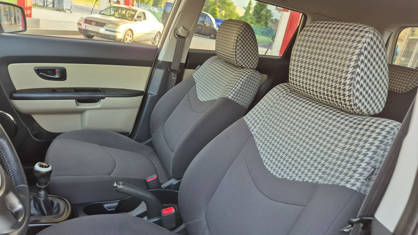 Kia Soul 1.6i/GPL 126К.С* ИТАЛИЯ* ФАБРИЧНА ГАЗ, снимка 12 - Автомобили и джипове - 54858215