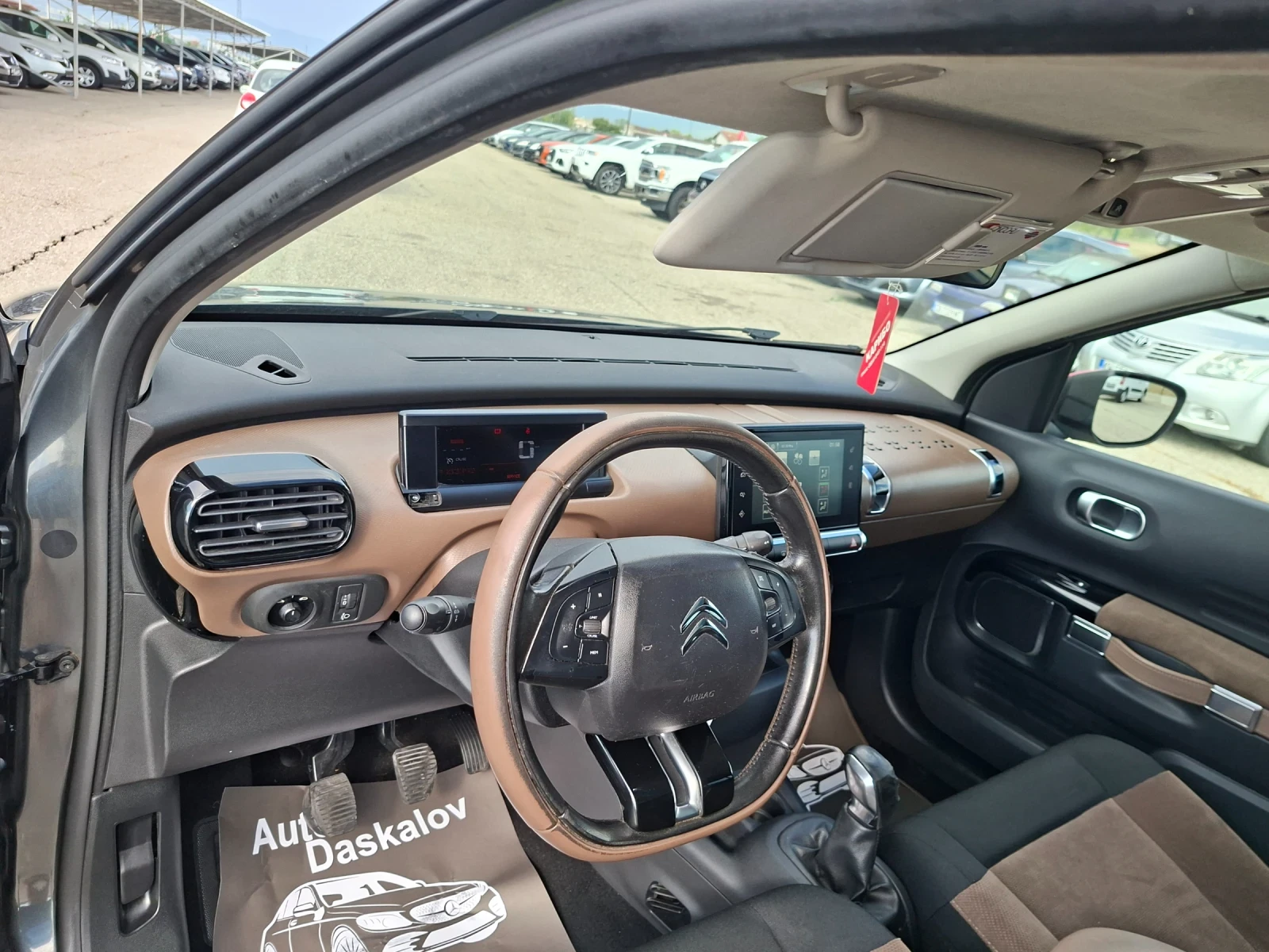 Citroen C4 Cactus 1, 6 hdi, снимка 10 - Автомобили и джипове - 55105806