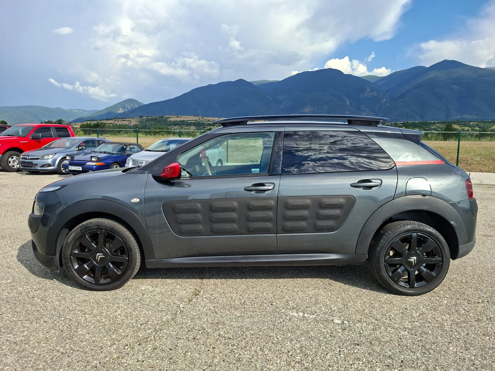Citroen C4 Cactus 1, 6 hdi, снимка 8 - Автомобили и джипове - 55105806