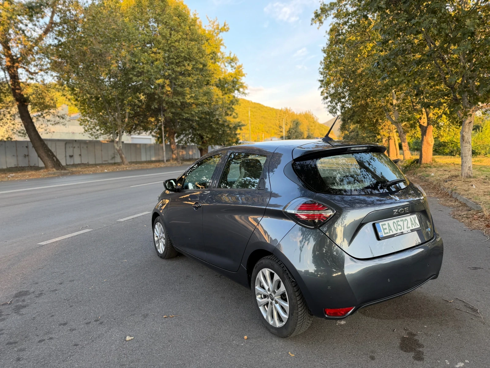 Renault Zoe Experience, снимка 5 - Автомобили и джипове - 55965732