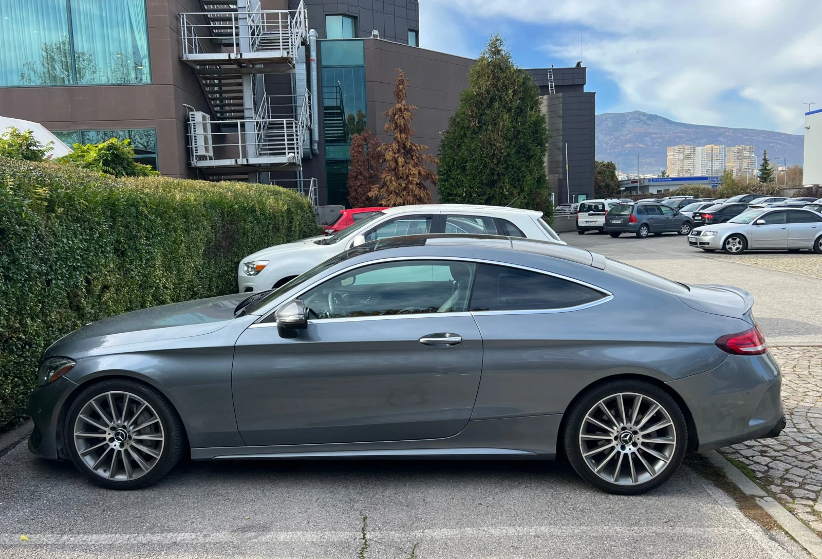Mercedes-Benz C 300, снимка 5 - Автомобили и джипове - 55494554