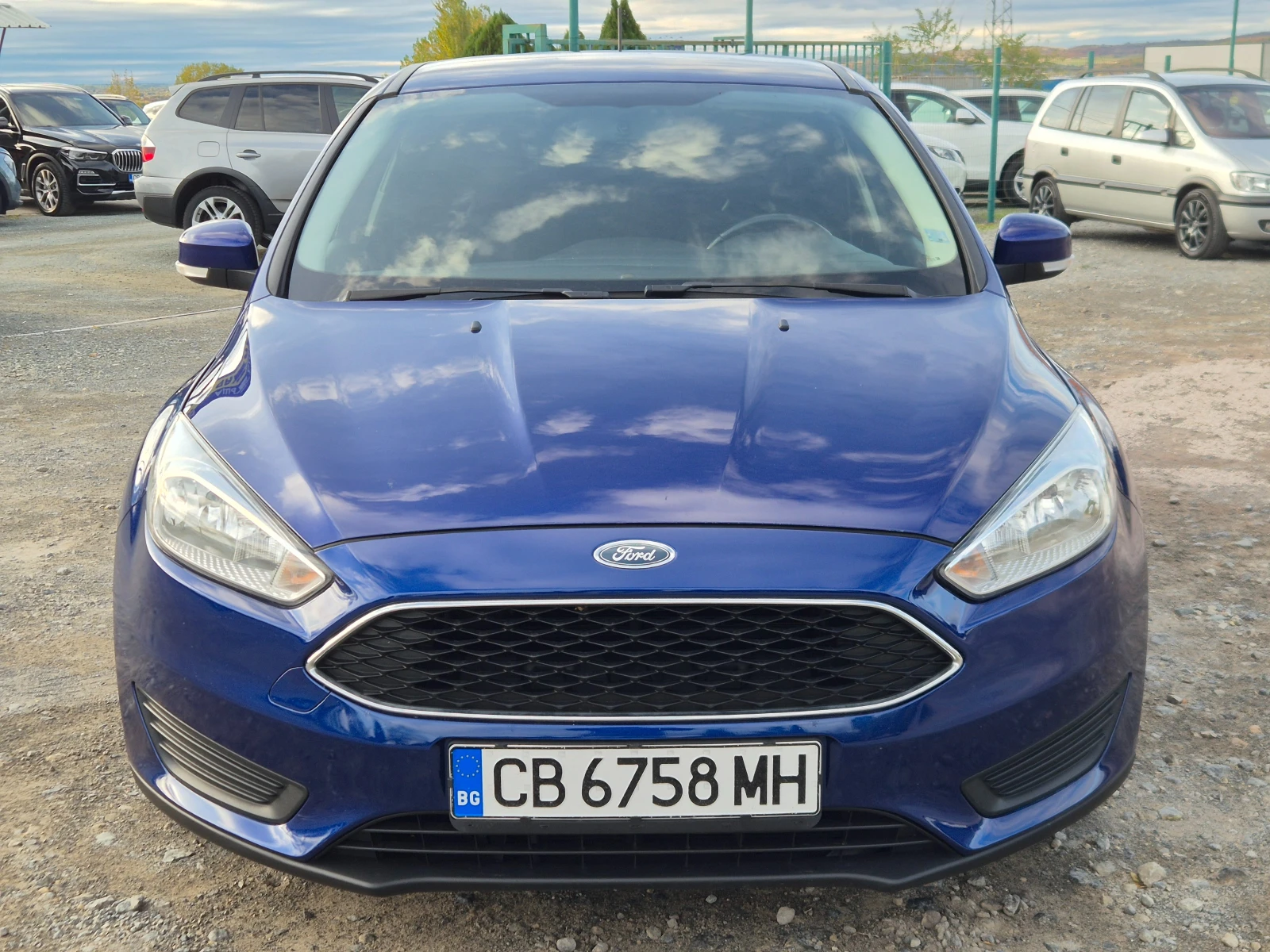 Ford Focus 1.0i, снимка 8 - Автомобили и джипове - 56717782