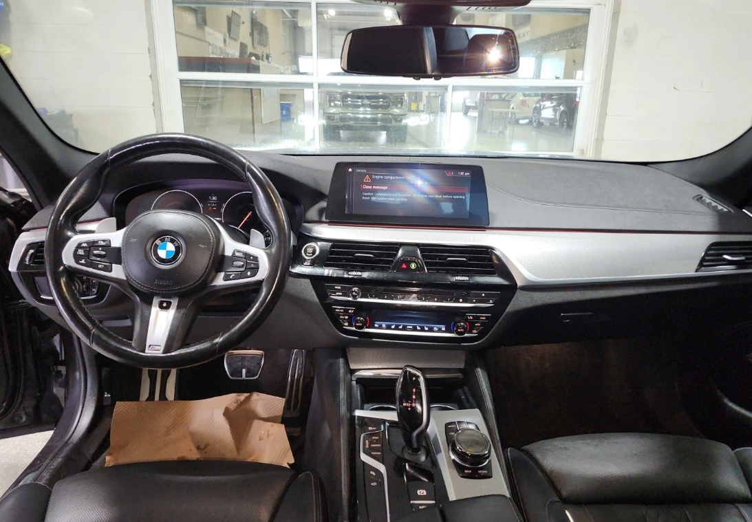 BMW 550 М СПОРТ * ДИСТРОНИК * , снимка 11 - Автомобили и джипове - 56746766
