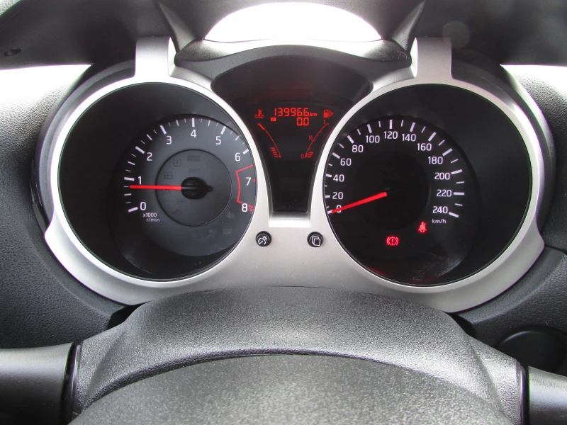 Nissan Juke 1.2T FULL EU5B, снимка 13 - Автомобили и джипове - 48730959