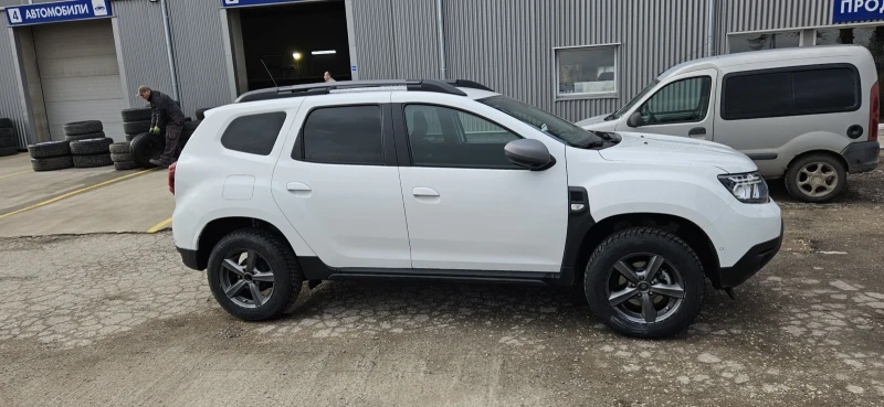 Dacia Duster Заводска Газ/Гаранционна-5г.!, снимка 6 - Автомобили и джипове - 49184490