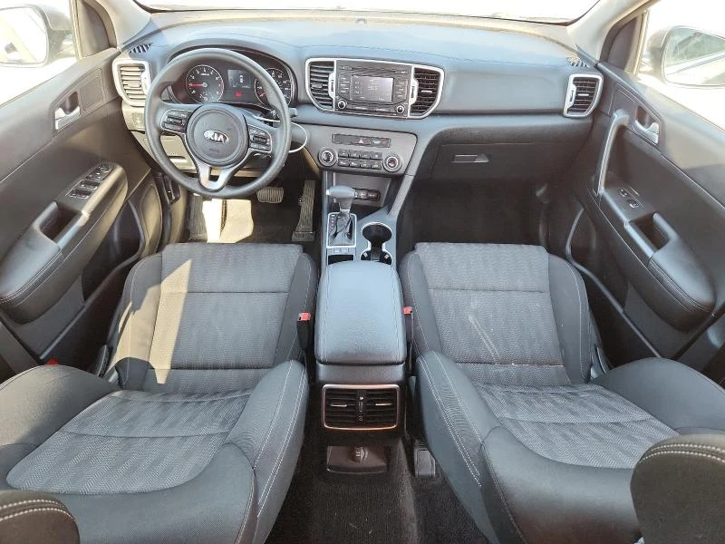 Kia Sportage LX, снимка 8 - Автомобили и джипове - 53024181