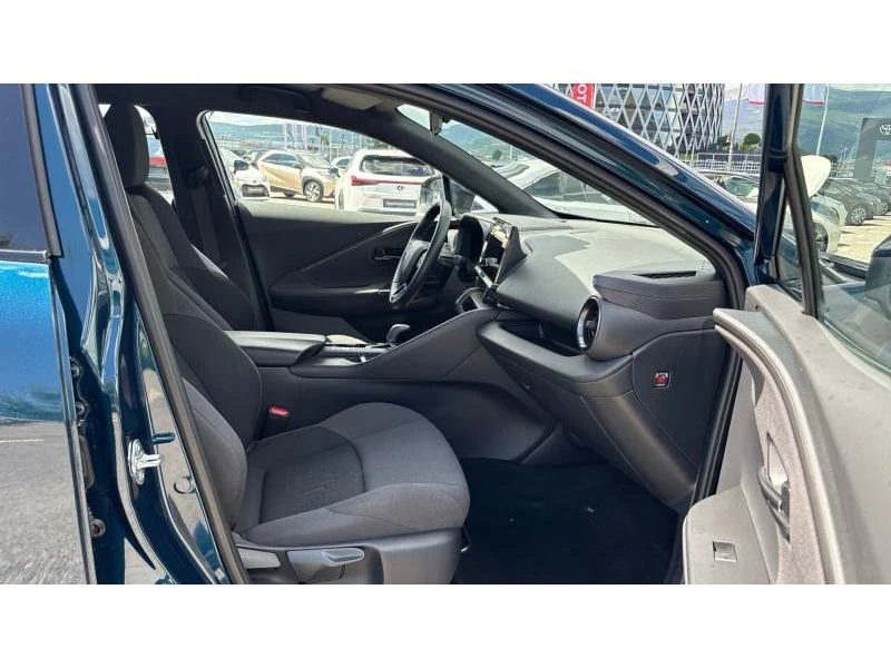 Toyota C-HR 2.0 PHEV COOL, снимка 6 - Автомобили и джипове - 55257134
