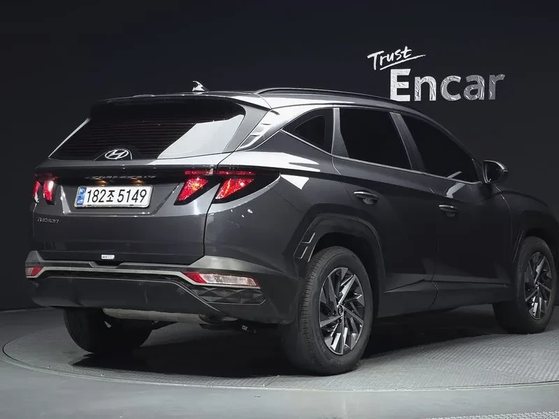 Hyundai Tucson 1.6T 2WD PREMIUM, снимка 2 - Автомобили и джипове - 55802162