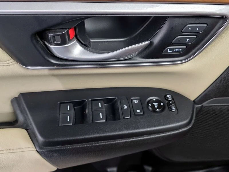 Honda Cr-v 1.5 Automatic, снимка 14 - Автомобили и джипове - 55906139