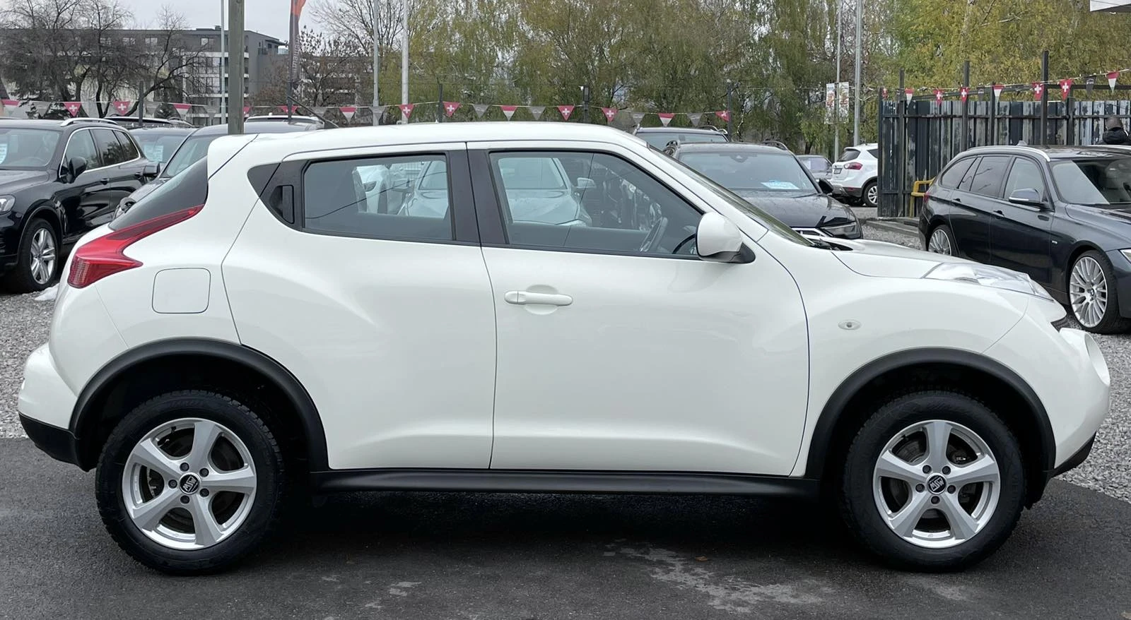 Nissan Juke 1.6i 117HP E5B SWISS - изображение 4