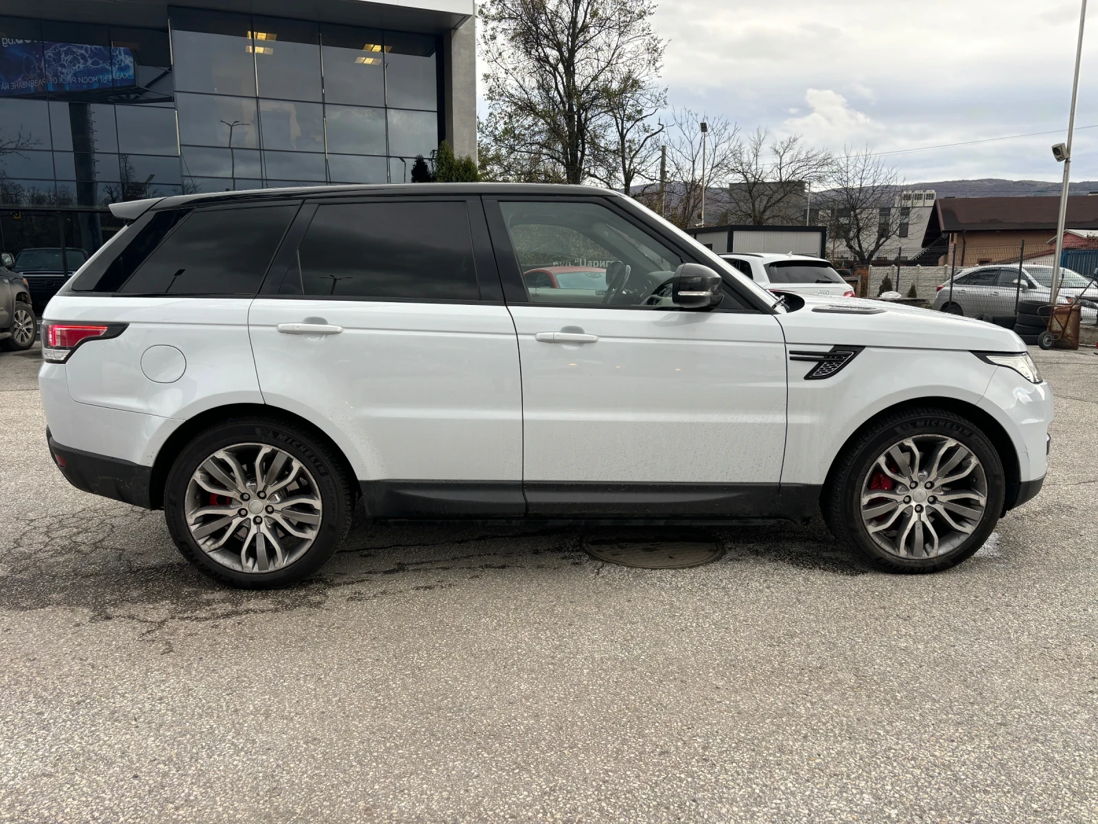 Land Rover Range Rover Sport 3.0 diesel - изображение 4