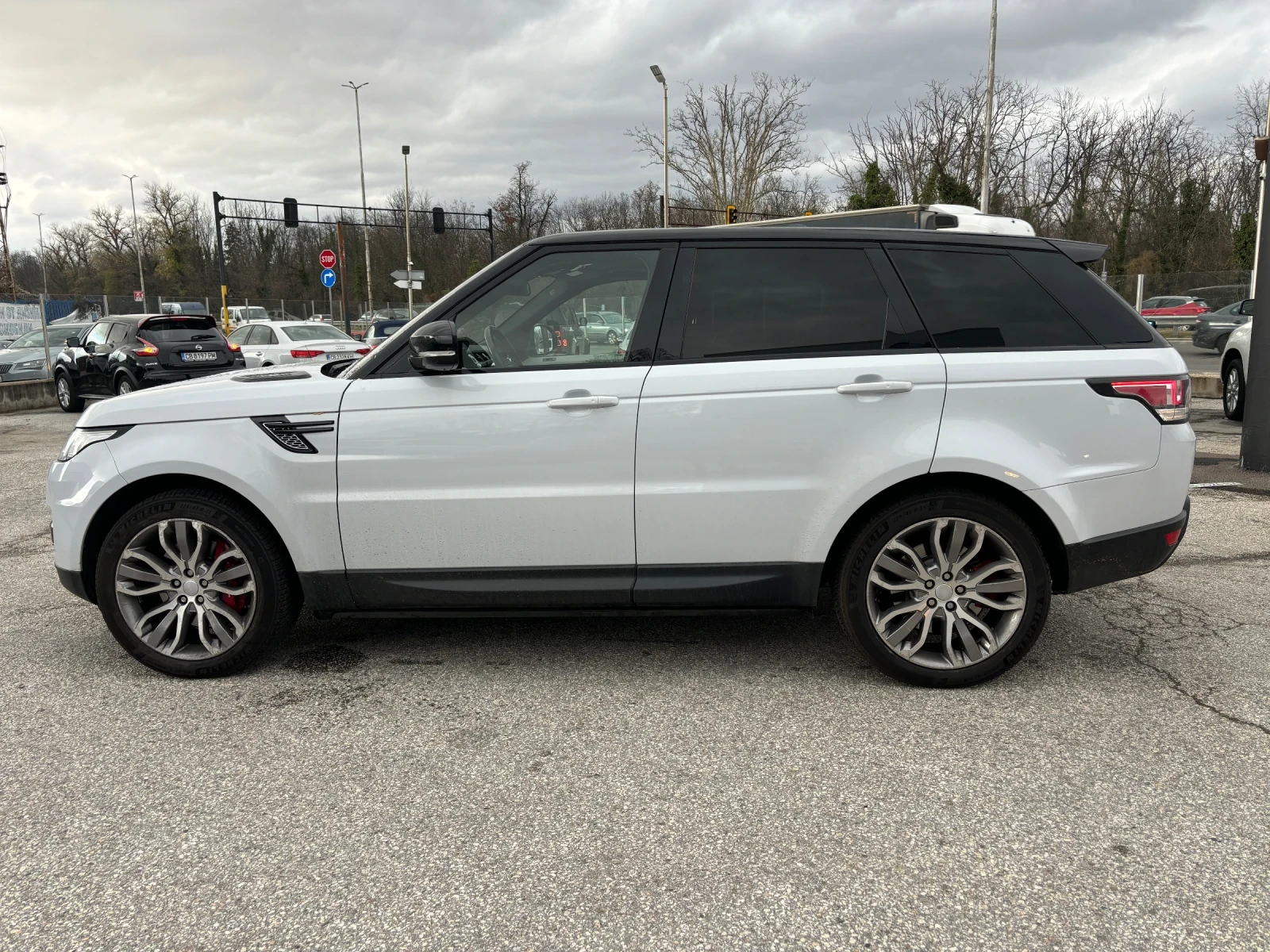 Land Rover Range Rover Sport 3.0 diesel - изображение 8