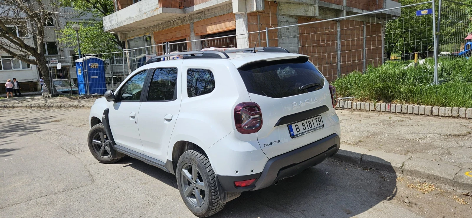 Dacia Duster Заводска Газ/Гаранционна-5г.! - изображение 4
