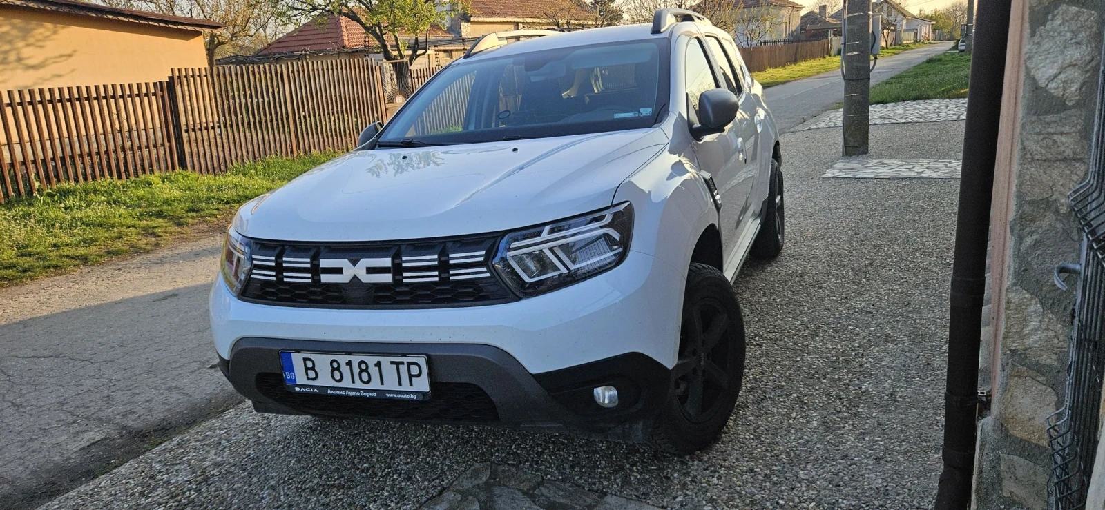 Dacia Duster Заводска Газ/Гаранционна-5г.! - изображение 9