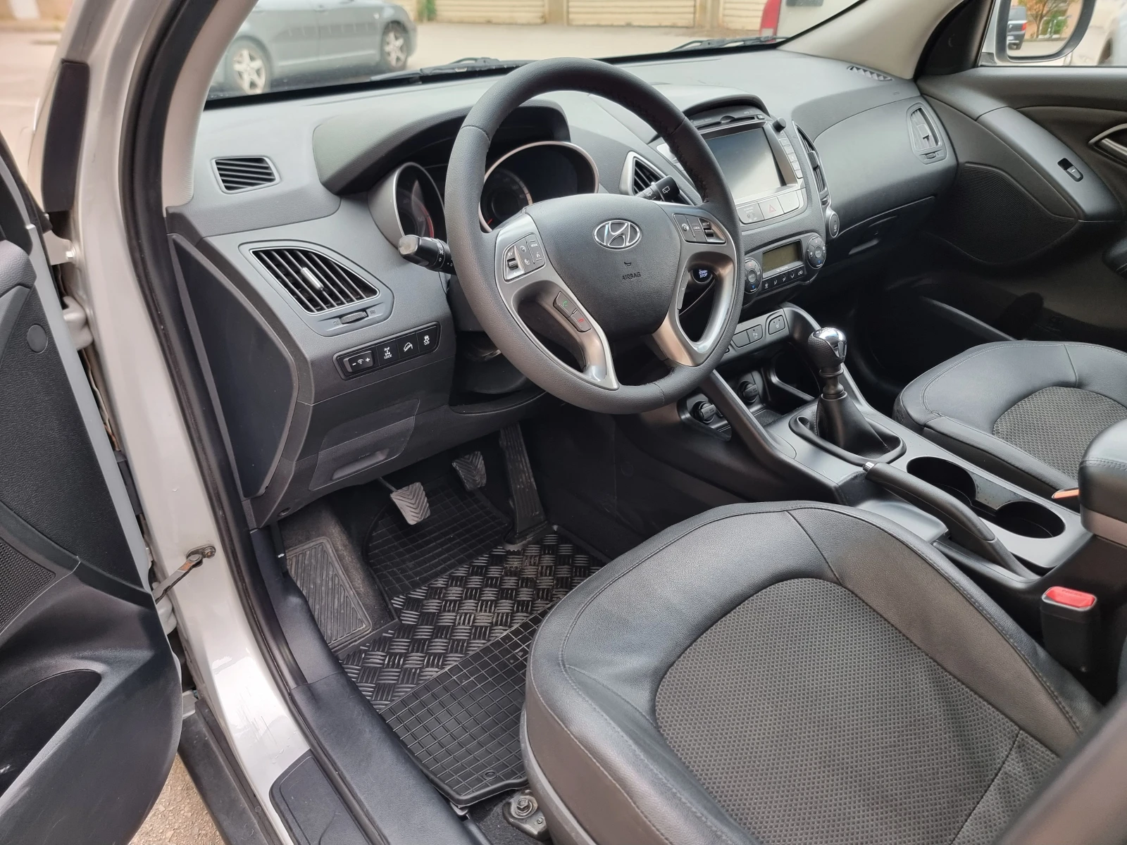 Hyundai IX35 2.0CRDI* 4X4*  - изображение 10