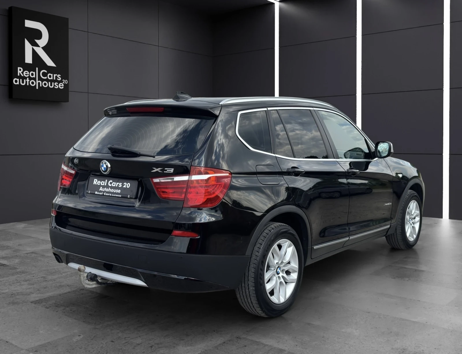 BMW X3 2.0d* xDRIVE* PARKTRONIC* РЕГИСТРИРАНА*  - изображение 4