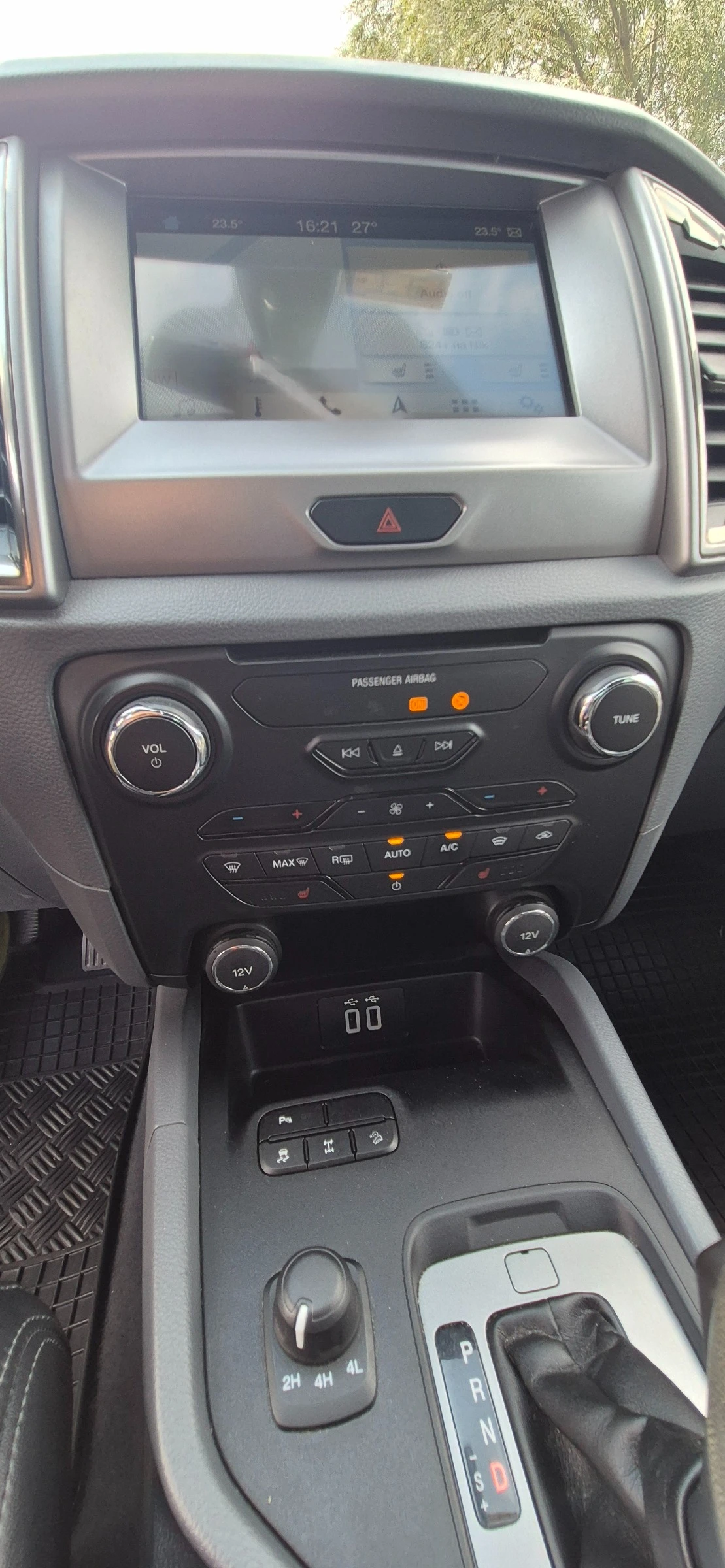 Ford Ranger 3.2 Limited - изображение 7