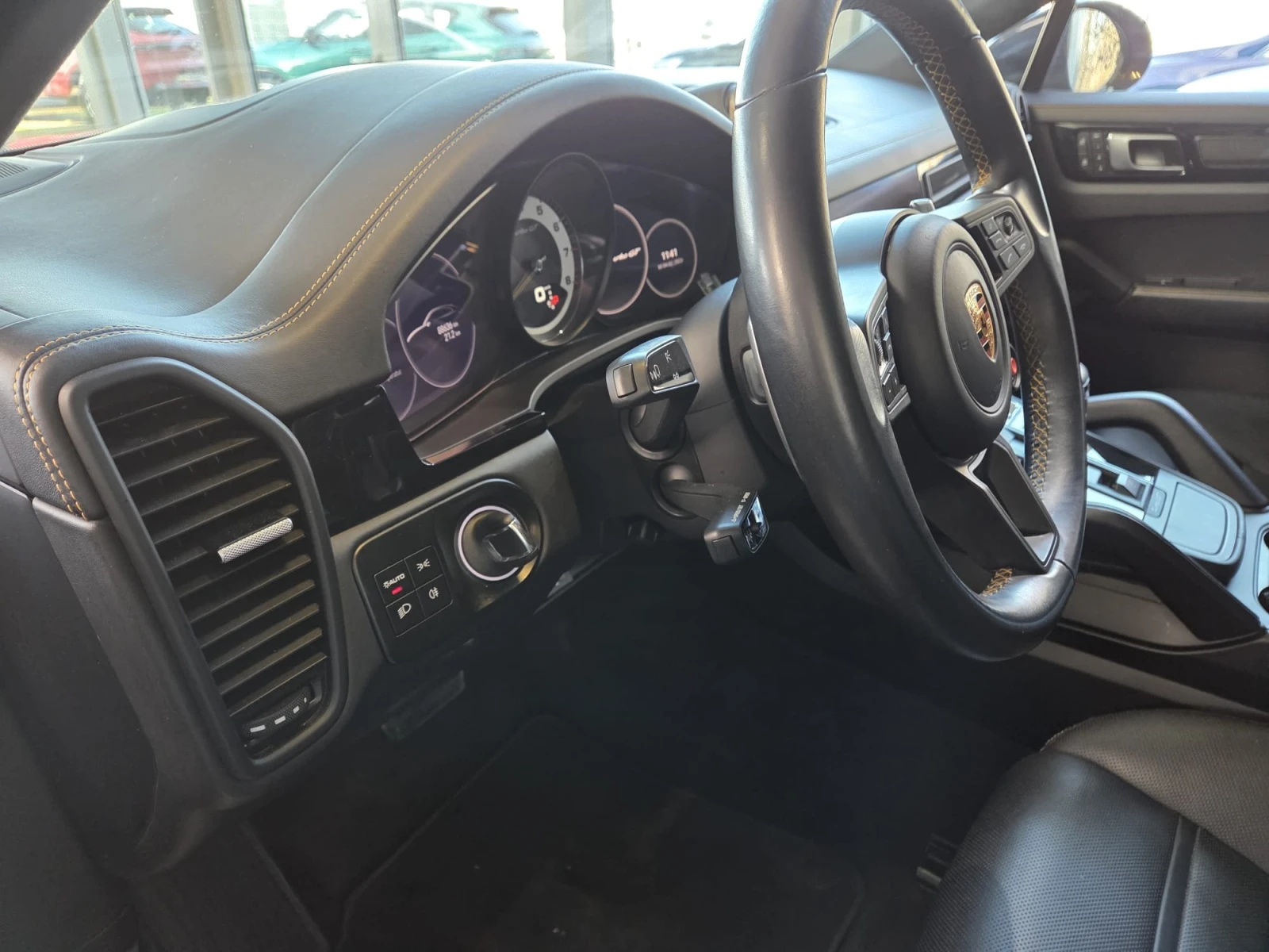 Porsche Cayenne Coupe Turbo GT - изображение 4