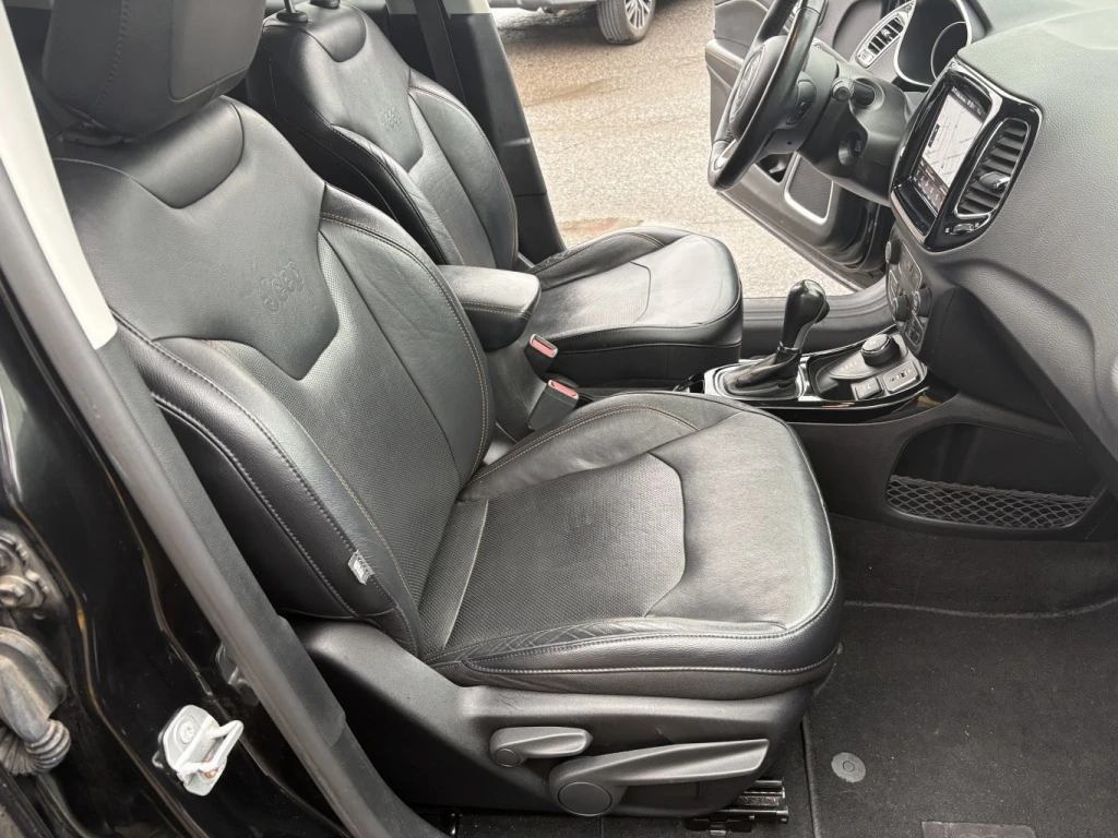 Jeep Compass Limited 2.4i , снимка 7 - Автомобили и джипове - 54503510