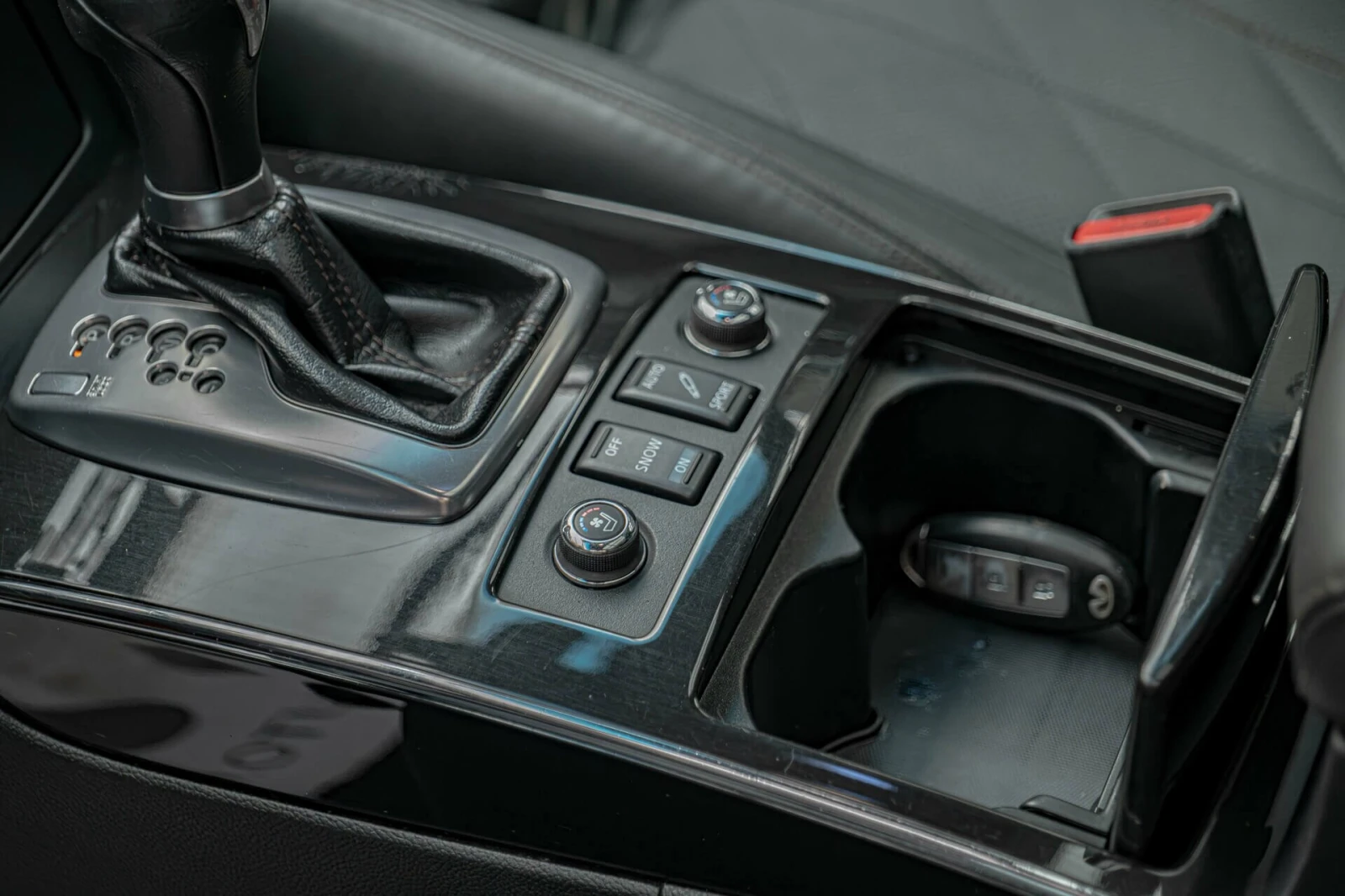 Infiniti Fx 37 LPG/Обдухване/Камера/Bose/Distronic, снимка 13 - Автомобили и джипове - 54759263
