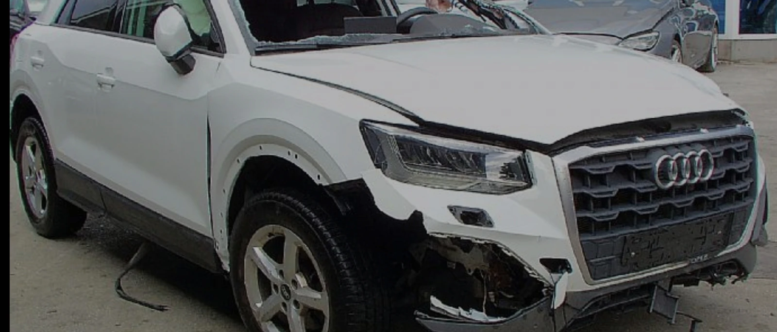 Audi Q2 1.0TFSI, снимка 2 - Автомобили и джипове - 55152118