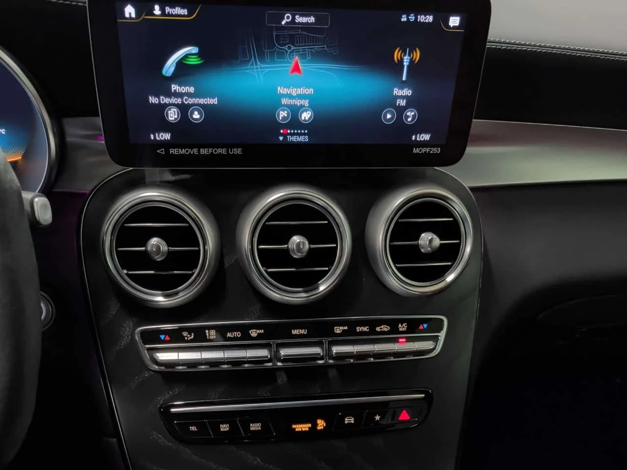 Mercedes-Benz GLC 43 AMG * CARFAX * БЕЗ ПЪРВОНАЧАЛНА ВНОСКА, снимка 9 - Автомобили и джипове - 55422531
