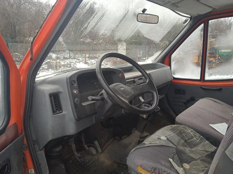 Ford Transit, снимка 4 - Бусове и автобуси - 48267784