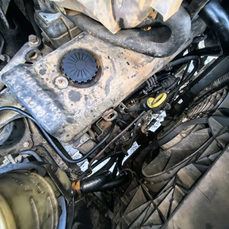 Renault Master 2.5d, снимка 8 - Бусове и автобуси - 53078436