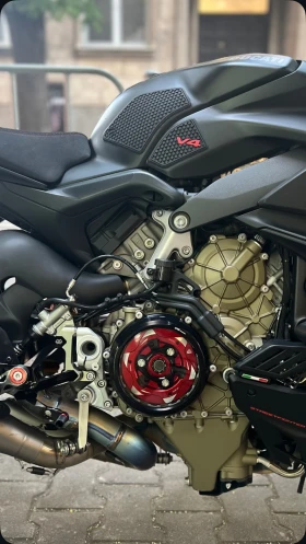 Ducati Streetfighter V4 S  | Mobile.bg    3