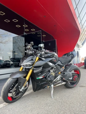     Ducati Streetfighter V4 S 