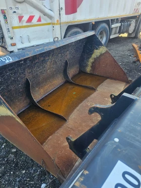 Телескопичен товарач JCB Кофи за телескоп 2.2куб.м., снимка 6