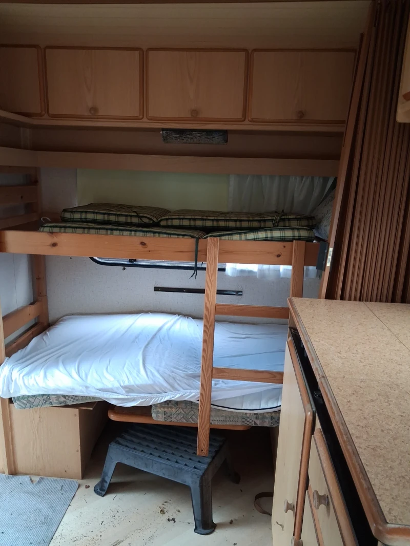 Каравана Knaus 420, снимка 4 - Каравани и кемпери - 53013370