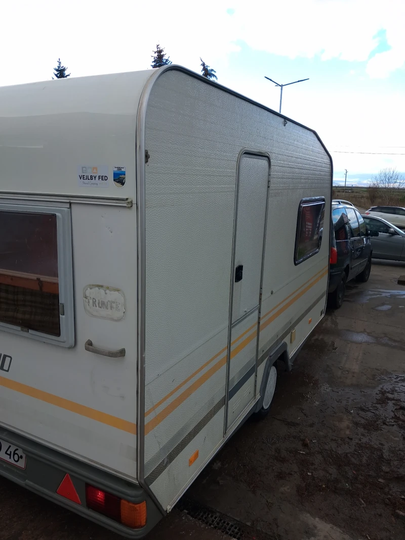 Каравана Knaus 420, снимка 9 - Каравани и кемпери - 53013370