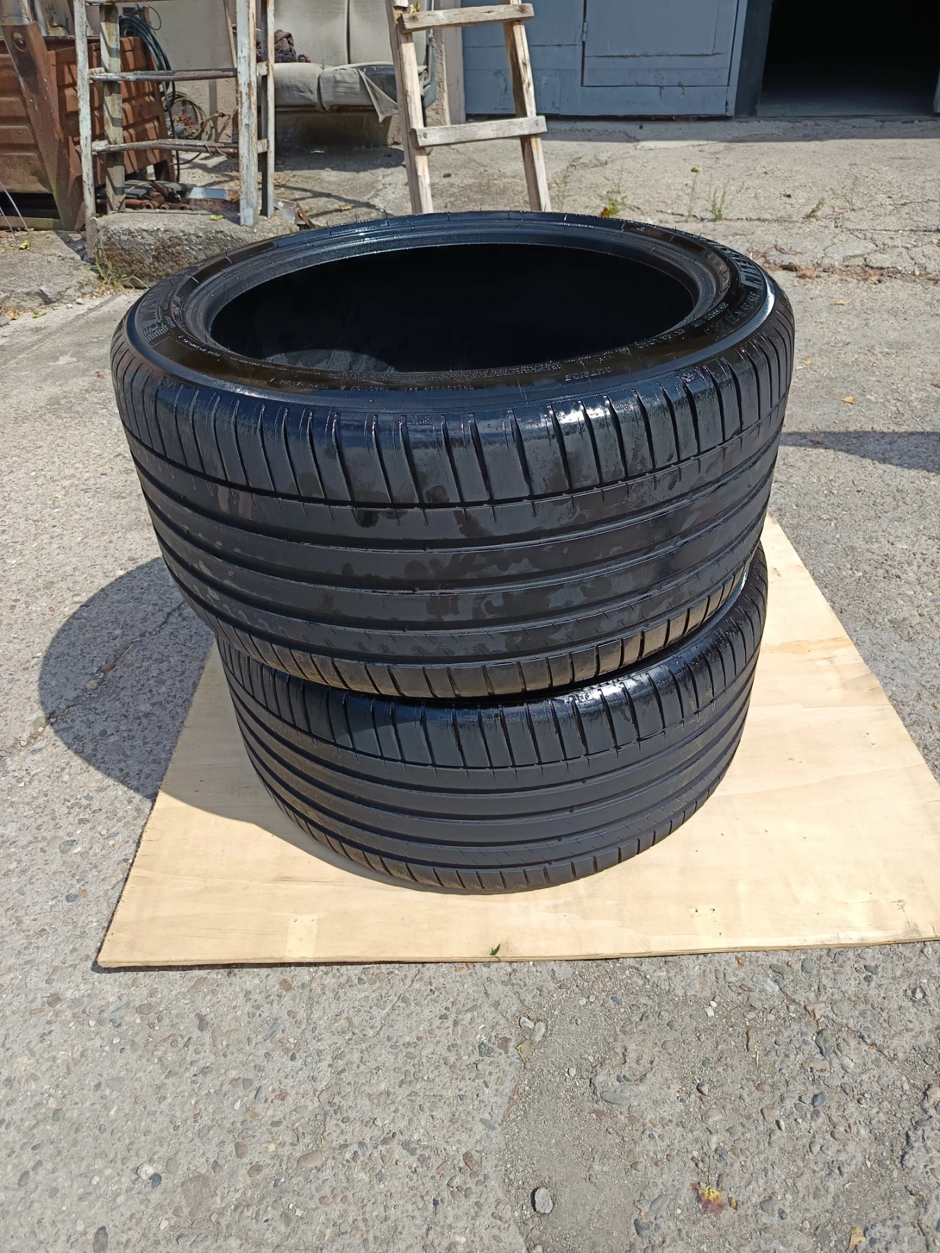  285/40R21 | Mobile.bg   12