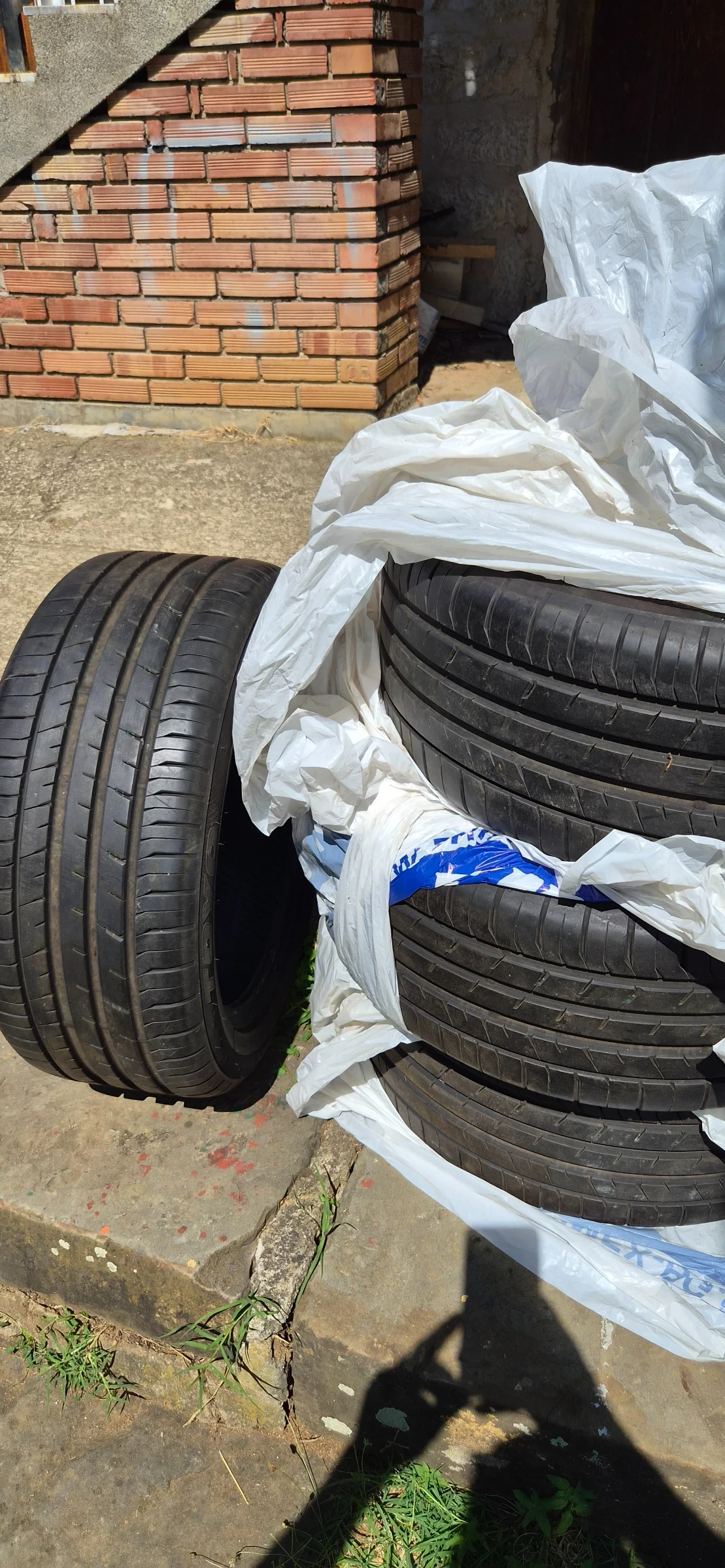 Гуми Летни 225/50R17