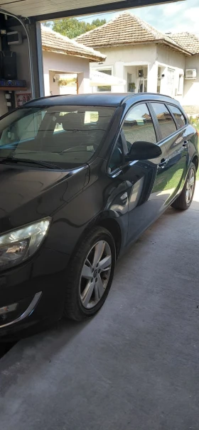 Opel Astra 1.7Cdti, снимка 3