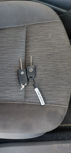 Opel Astra 1.7Cdti, снимка 9