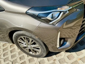     Toyota Yaris Toyota Yaris 2017, 111 .,  