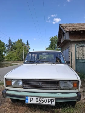     Lada 21043 1998